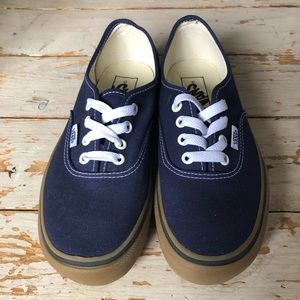 NWOT Vans Platform Gum Sole Shoes